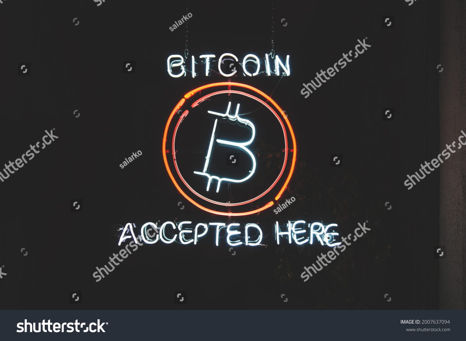 Đ